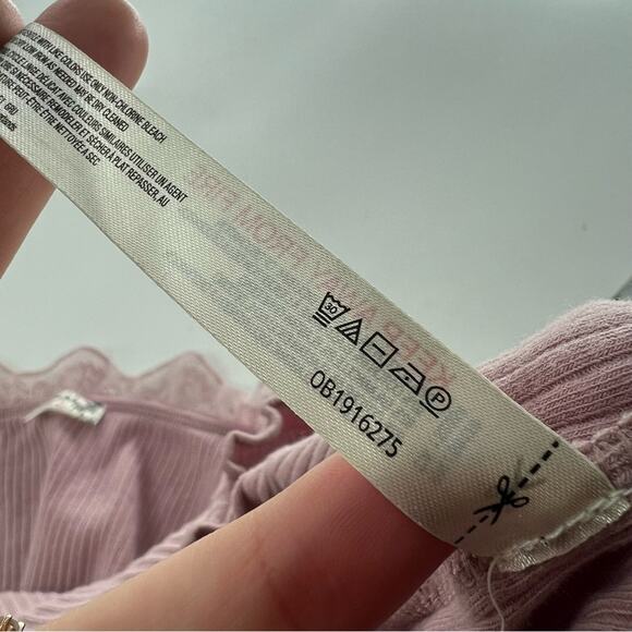 Intimately Free People Lace Trim Rib Crop Top Pink Women’s Shirt Classic Twist - Picture 7 of 8